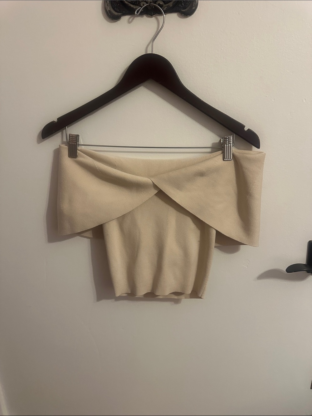 cult gaia Cream Off-Shoulder Folded Crop Top